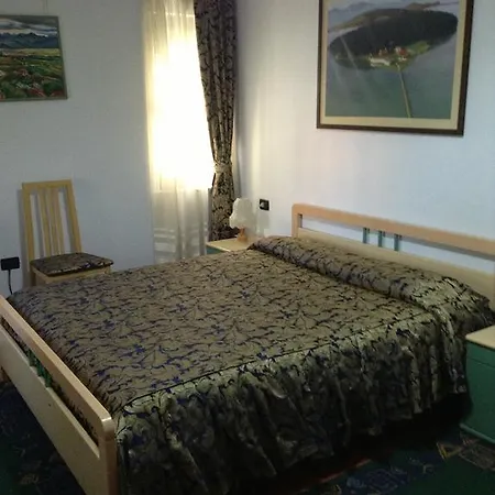 Отель Art Nirvana Тирана