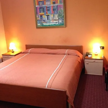 Szálloda Art Nirvana 3*