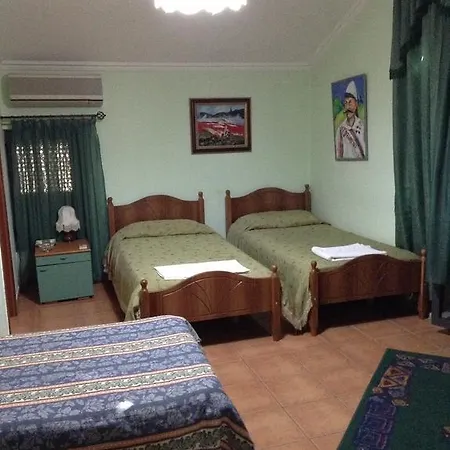 Art Nirvana Отель