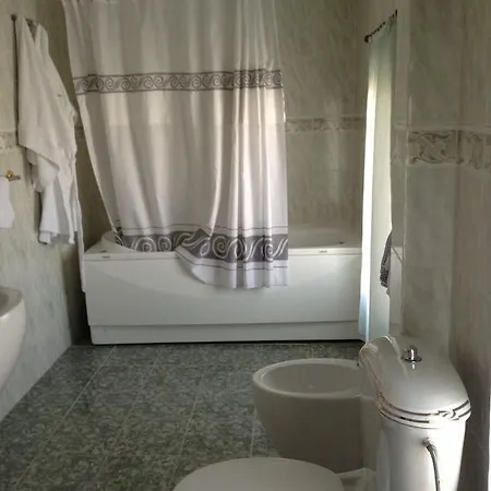 Отель Art Nirvana