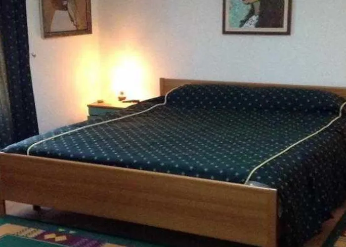 Art Nirvana فندق 3*