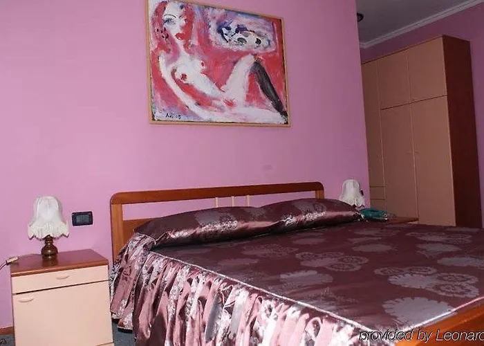 فندق Art Nirvana