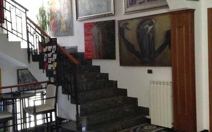 فندق Art Nirvana