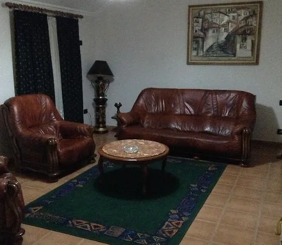 فندق Art Nirvana تيرانا