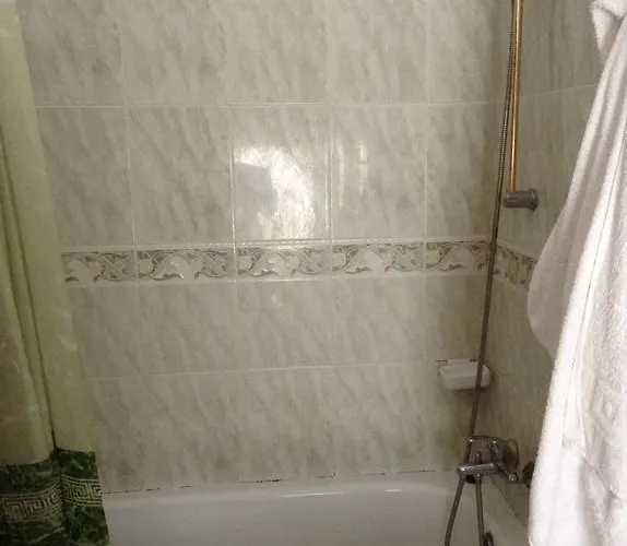 ホテル Art Nirvana ティラナ